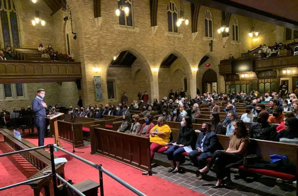 ‘There’s Strength in Unity’: Oklahomans Honor AAPI Community With Vigil