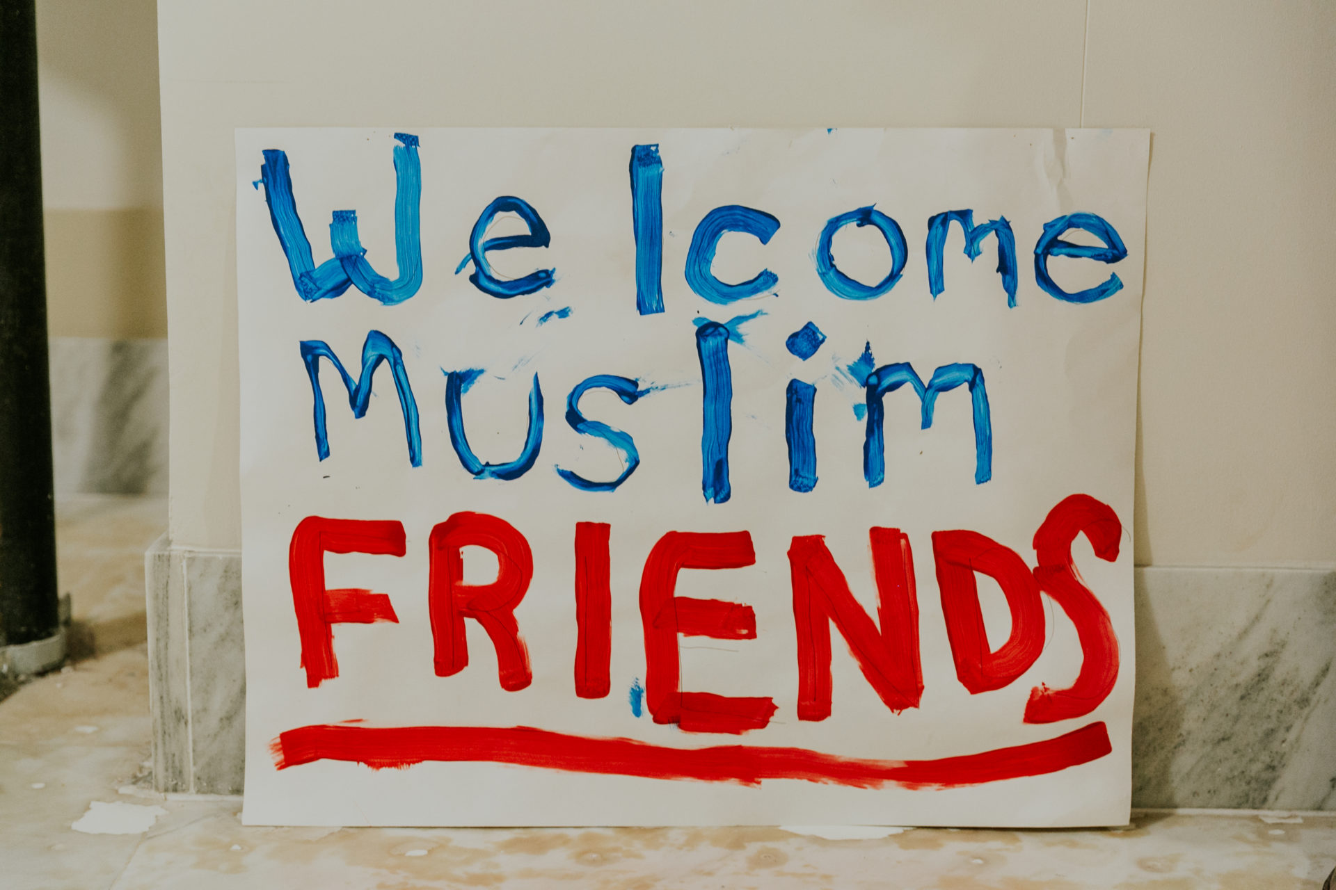 Interfaith Group Gathers in Oklahoma City to Pray for Syrian Refugees